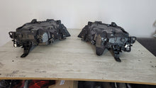 Laden Sie das Bild in den Galerie-Viewer, Frontscheinwerfer Opel Astra L 9855316680 9855316580 LED Rechts oder Links SCH1144105218di