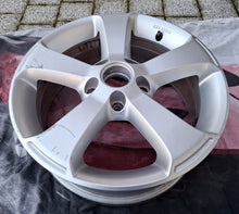Load image into Gallery viewer, 1x Alufelge 16 Zoll 6.0" 5x112 50ET Glanz Silber 1T4071496C VW I Rim Wheel FEL5739738238lo