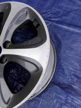 Load image into Gallery viewer, 1x Alufelge 18 Zoll 7.5" 5x114.3 53ET Kia Sportage Carens Rim Wheel FEL1904706243mx