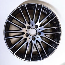 Laden Sie das Bild in den Galerie-Viewer, 1x Alufelge 18 Zoll 7.5&quot; 5x112 40ET A2064014900 Mercedes-Benz Rim Wheel