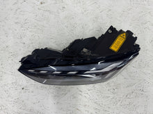 Laden Sie das Bild in den Galerie-Viewer, Frontscheinwerfer Audi 8W6941085D Laser Links Scheinwerfer Headlight SCH8937969655pc