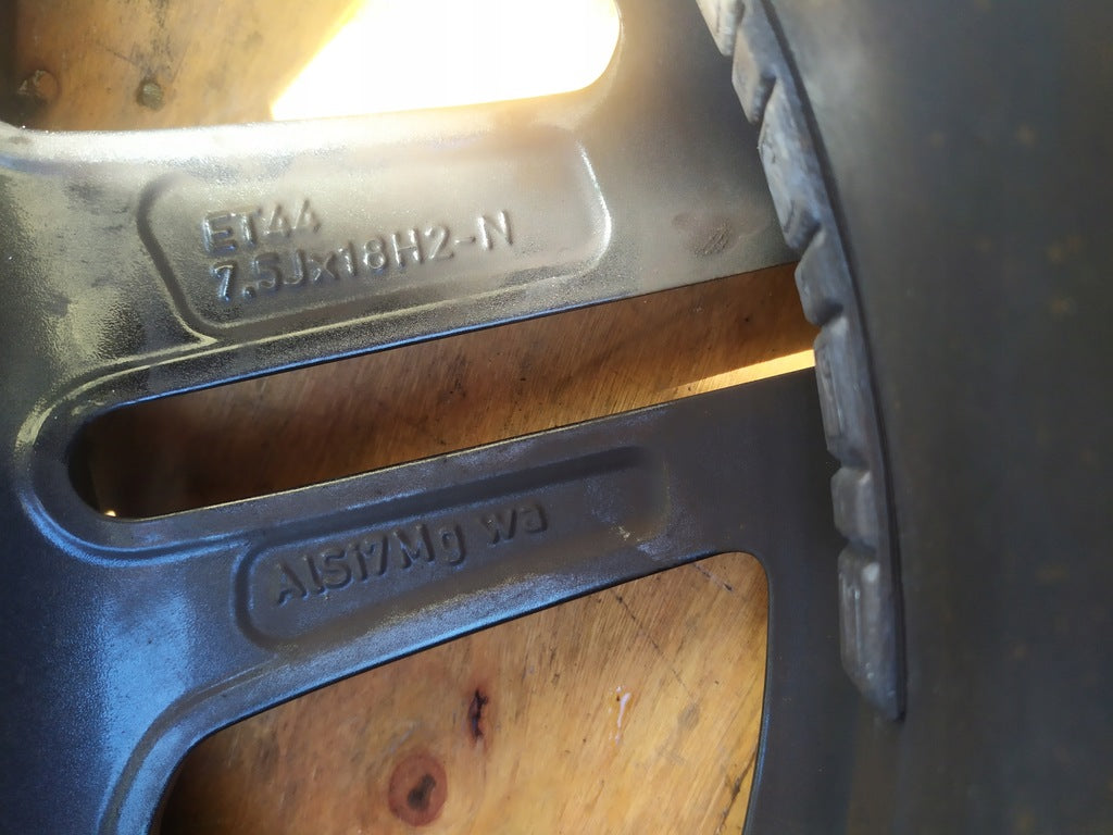 1x Alufelge 18 Zoll 7.5" 5x112 44ET Glanz Graphit A2054019500 Mercedes-Benz W205 FEL5443882282lu