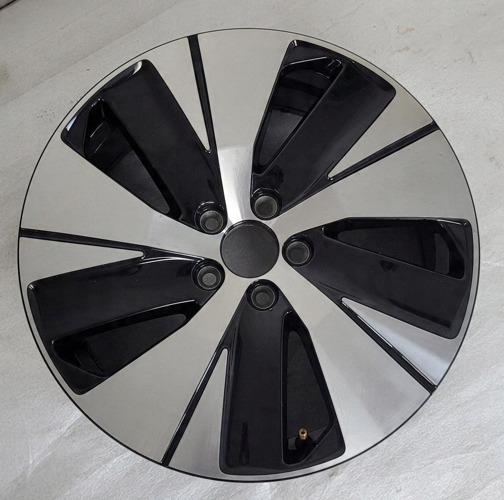 1x Alufelge 18 Zoll 7.5" 5x108 50 5ET 31680403 Volvo Xc60 Ii Rim Wheel