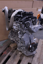 Laden Sie das Bild in den Galerie-Viewer, Motor Kia Xceed G4LK 1.5 TGDI 160PS 118kW 2023 Hybrid Engine Unkomplett
