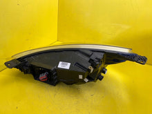 Laden Sie das Bild in den Galerie-Viewer, Frontscheinwerfer Ford Focus LED Rechts Scheinwerfer Headlight