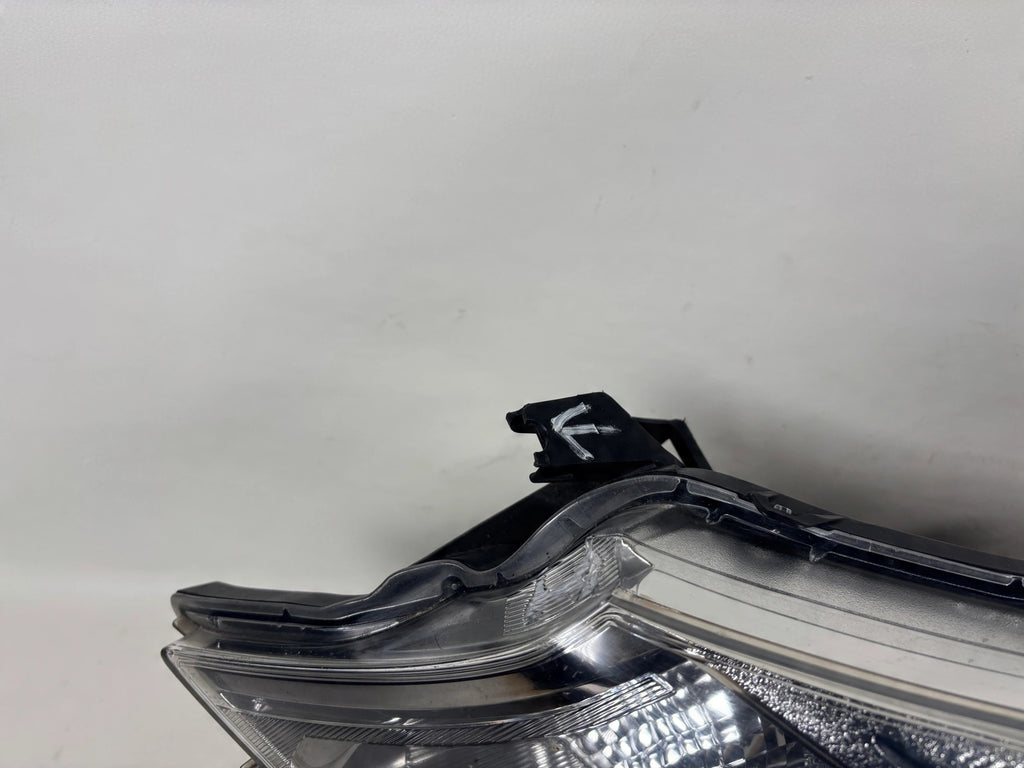 Frontscheinwerfer Toyota Yaris Links Scheinwerfer Headlight