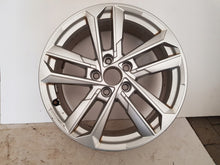 Load image into Gallery viewer, 1x Alufelge 17 Zoll 6.5" 5x112 43ET Glanz Silber 8Y0601025L Audi A3 Rim Wheel FEL9877657041bb