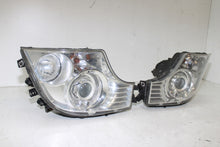 Load image into Gallery viewer, Frontscheinwerfer Mercedes-Benz A9608200639 Xenon Ein Satz Headlight SCH8630825525ka