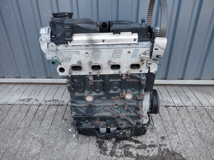 Motor VW Passat Cc B7 CFF 2.0 TDI 140PS 103kW 148TKm 2012 Diesel Unkomplett MOT5749539230se