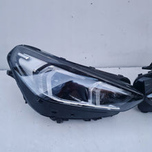 Laden Sie das Bild in den Galerie-Viewer, Frontscheinwerfer BMW X1 5A5BD47-02 5A5BD48-02 Full LED Ein Satz Headlight SCH4140567155iw