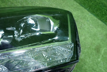 Load image into Gallery viewer, Frontscheinwerfer Skoda Fabia III 6V1941015F Links Scheinwerfer Headlight SCH9080949636ft
