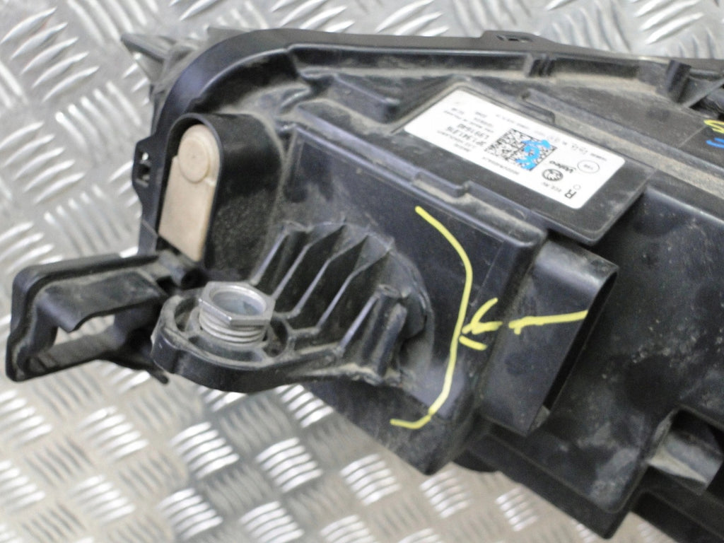 Frontscheinwerfer Skoda Superb I 3P1941016 LED FALSE Scheinwerfer Headlight SCH2821177265lu