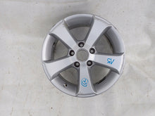 Laden Sie das Bild in den Galerie-Viewer, 1x Alufelge 16 Zoll 6.0&quot; 1T4071496C VW Touran Rim Wheel