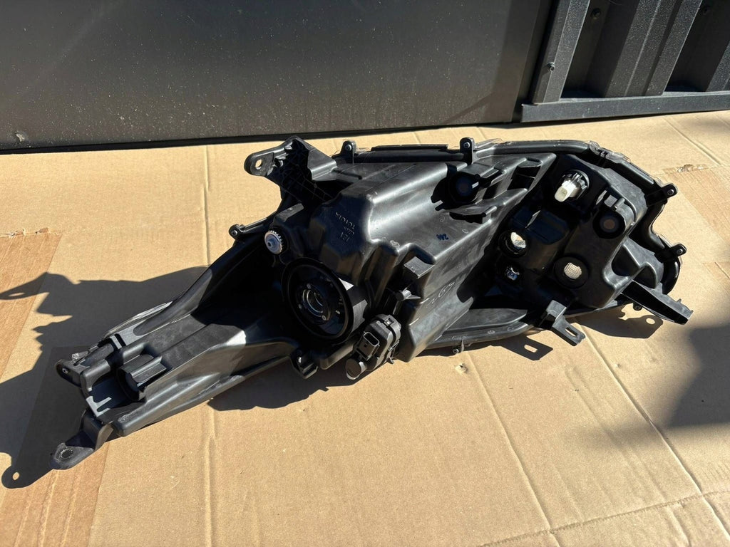 Frontscheinwerfer Toyota Yaris Rechts Scheinwerfer Headlight