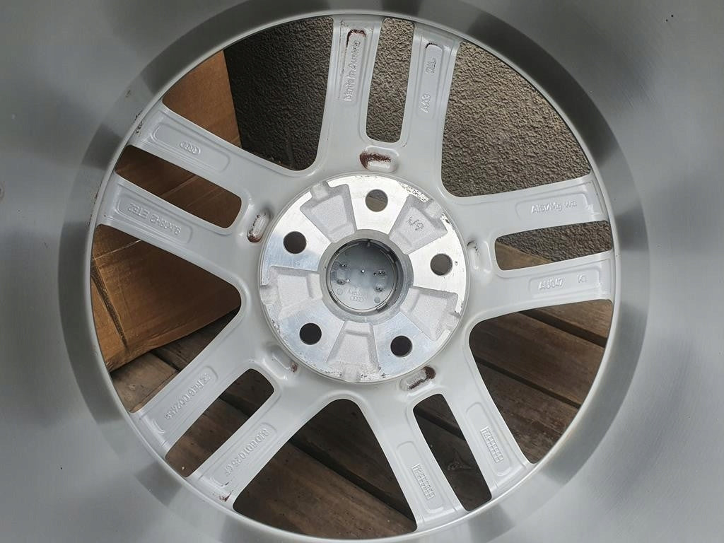 1x Alufelge 18 Zoll 9.0" 5x112 52ET Glanz Silber 8J0601025AN Audi Tt Rim Wheel FEL1964677540of