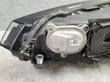 Laden Sie das Bild in den Galerie-Viewer, Frontscheinwerfer VW Golf Sportsvan 517941036A-SCZ 90111565517941036 LED Rechts SCH4666487555mt