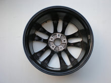 Load image into Gallery viewer, 1x Alufelge 19 Zoll 8.0&quot; 5x114.3 34ET Glanz Silber 52910-S1330 Hyundai Rim Wheel