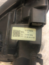 Laden Sie das Bild in den Galerie-Viewer, Frontscheinwerfer Kia Optima 92101D4070 Xenon Links Scheinwerfer Headlight SCH3308551890wv