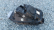 Laden Sie das Bild in den Galerie-Viewer, Frontscheinwerfer Mercedes-Benz Glb A2479062005 Rechts Scheinwerfer Headlight SCH6333159315eq