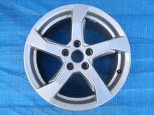 Load image into Gallery viewer, 1x Alufelge 17 Zoll 7.5&quot; 5x112 51ET Glanz 8V0601025CT Audi A3 Mg Rim Wheel