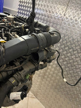 Laden Sie das Bild in den Galerie-Viewer, Motor Citroën C5 Aircross HN05 10TMAF 1.2 THP 32TKm Benzin Engine Komplett MOT8506565393mx