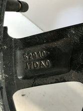 Load image into Gallery viewer, 1x Alufelge 18 Zoll 7.5&quot; 5x114.3 45ET Glanz Schwarz 52910-J7DA0 Kia Xceed