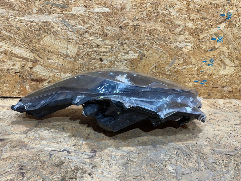 Frontscheinwerfer Toyota 4 Yaris S2508P011-M Rechts Scheinwerfer Headlight