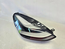 Laden Sie das Bild in den Galerie-Viewer, Frontscheinwerfer Tesla Model 3 1514953-00-E LED Rechts Scheinwerfer Headlight