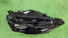 Laden Sie das Bild in den Galerie-Viewer, Frontscheinwerfer Citroën 9841272780 Rechts Scheinwerfer Headlight