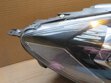Laden Sie das Bild in den Galerie-Viewer, Frontscheinwerfer Ford Kuga LV4B-13E016-AP LV4B13E016AP 90187839 LED Rechts SCH8738229746bf