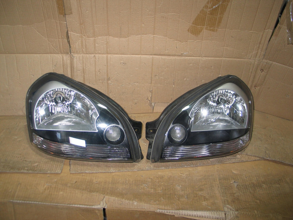 Frontscheinwerfer Hyundai Tucson 921012-2E000 LED Ein Stück (Rechts oder Links)