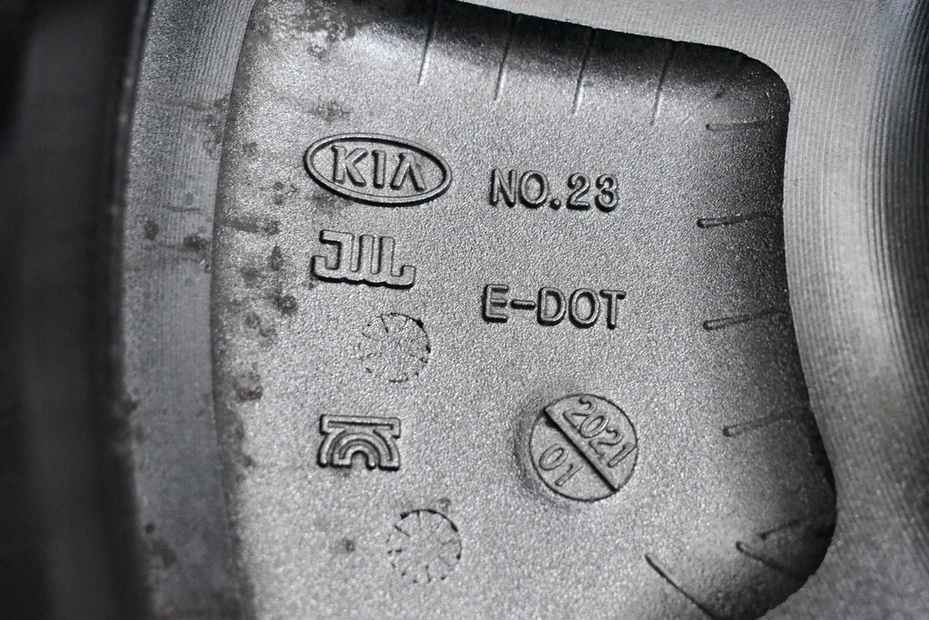 1x Alufelge 17 Zoll 7.0" 5x114.3 47ET Glanz Graphit 52910-P4110 Kia Sorento Mg