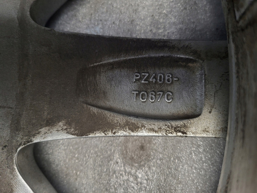 1x Alufelge 17 Zoll 7.0" 5x100 45ET PZ406-T067C Toyota Avensis Rim Wheel