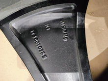 Load image into Gallery viewer, 1x Alufelge 21 Zoll 10.0" 5x112 53ET Glanz Schwarz 1T3601025S VW 1t3 Rim Wheel FEL8663993015lz