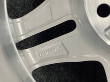 Laden Sie das Bild in den Galerie-Viewer, 1x Alufelge 19 Zoll 5x112 KBA50092 BMW F15 Rim Wheel FEL7815298890vm