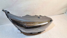Laden Sie das Bild in den Galerie-Viewer, Frontscheinwerfer Kia Stonic 92102-H8 LED Rechts Scheinwerfer Headlight