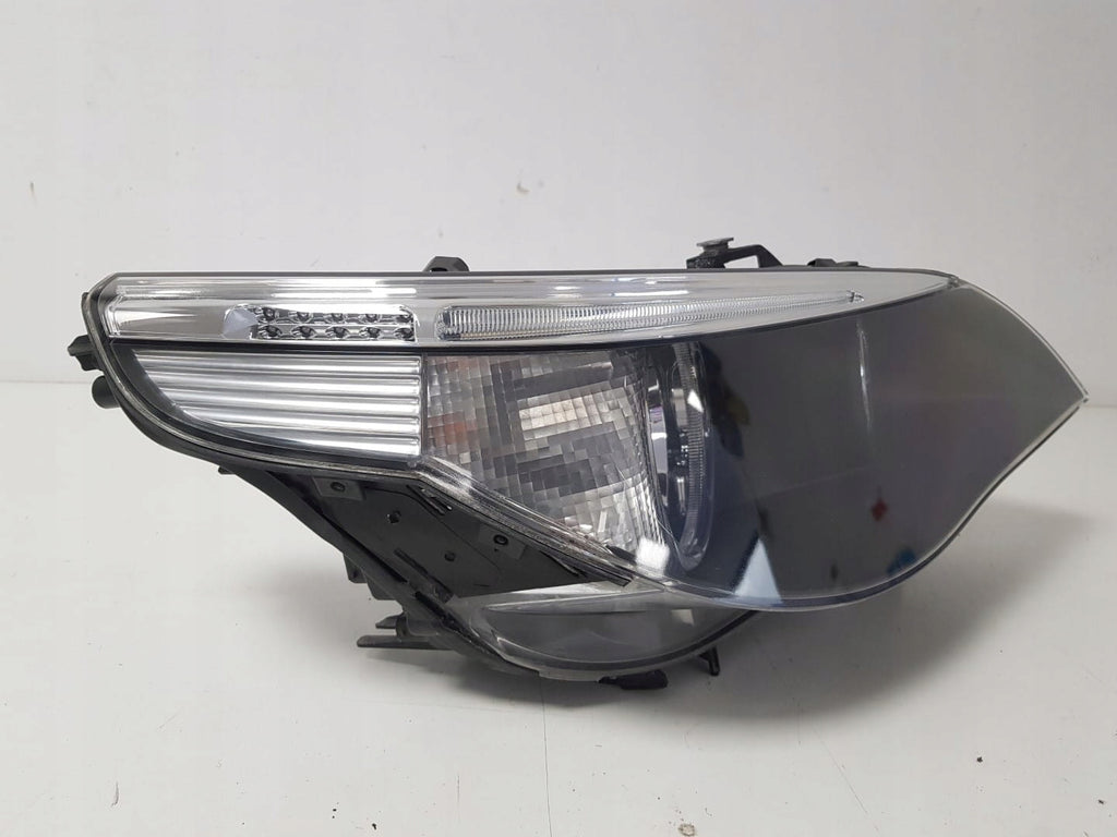 Frontscheinwerfer BMW 5 E60 E61 158722-00 Rechts Scheinwerfer Headlight SCH5940966058yh