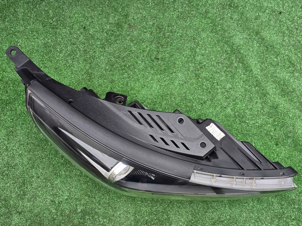 Frontscheinwerfer Hyundai I30 III 92102-G4XXX 92102-S0XXX Rechts Headlight SCH2726222185ur