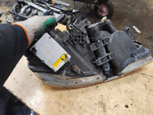 Laden Sie das Bild in den Galerie-Viewer, Frontscheinwerfer Skoda Superb I Links Scheinwerfer Headlight