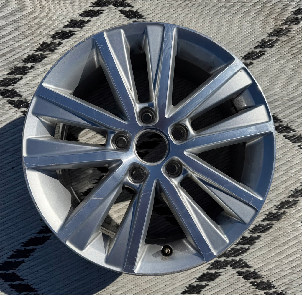 1x Alufelge 16 Zoll 6.5" 5x112 50ET 5K0601025AE VW Golf Vi Rim Wheel FEL9869208123pb