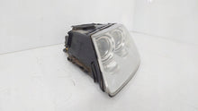 Laden Sie das Bild in den Galerie-Viewer, Frontscheinwerfer VW Touareg 7L6941015BB Xenon Links Scheinwerfer Headlight