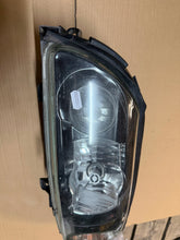 Laden Sie das Bild in den Galerie-Viewer, Frontscheinwerfer Volvo V70 S60 080503 Links Scheinwerfer Headlight SCH4323214818zz