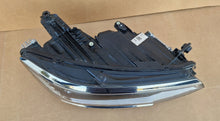 Laden Sie das Bild in den Galerie-Viewer, Frontscheinwerfer VW Passat B8 3G1941082P LED Rechts Scheinwerfer Headlight