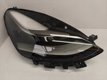 Laden Sie das Bild in den Galerie-Viewer, Frontscheinwerfer Tesla Model 3 1514953-00-D Full LED Rechts oder Links