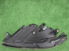 Load image into Gallery viewer, Frontscheinwerfer VW Caddy V 2K8941005D Links Scheinwerfer Headlight SCH6139958246ec