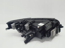 Laden Sie das Bild in den Galerie-Viewer, Frontscheinwerfer VW Tiguan Allspace 5NN941081D LED Rechts oder Links