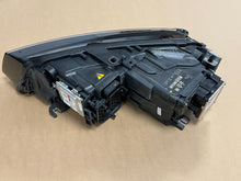 Laden Sie das Bild in den Galerie-Viewer, Frontscheinwerfer Audi A8 4H0941006 Xenon Rechts Scheinwerfer Headlight SCH6329776477sz