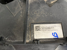 Load image into Gallery viewer, Frontscheinwerfer Volvo S90 V90 32228677 Full LED Rechts Scheinwerfer Headlight SCH6785748558bs