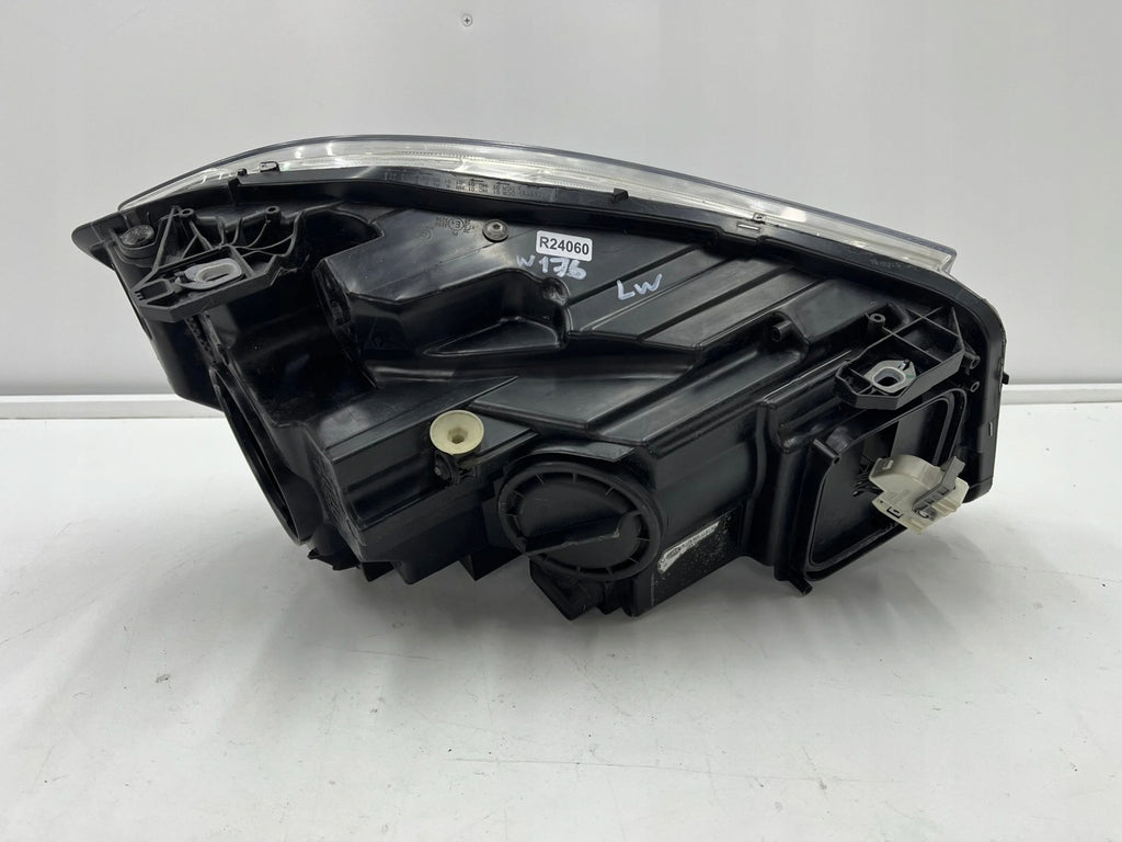 Frontscheinwerfer Mercedes-Benz W176 A1768201161 Xenon Links Headlight SCH9797709941tv