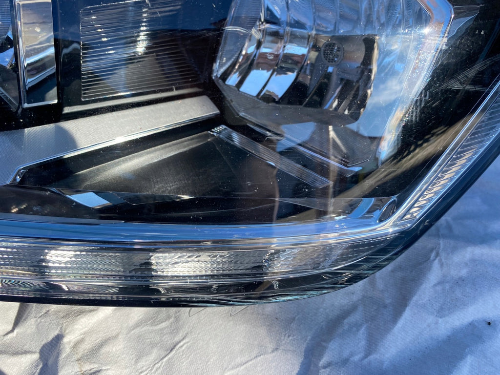 Frontscheinwerfer VW Caddy 2K1941005D Links Scheinwerfer Headlight SCH4933207917hg